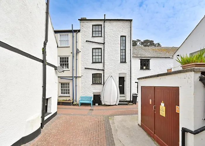 Captain\'S House Looe